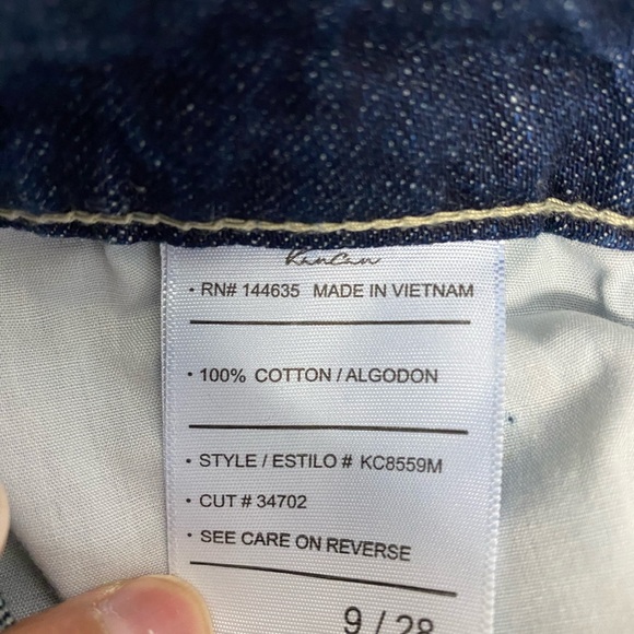 BRAND NEW KANCAN WOMEN'S RELAXED FIT BLUE JEANS, DISTRESSED, HIGH RISE,SIZE 9/28 - Picture 12 of 16